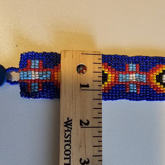 Vintage Native American Seed Bead Bracelet Blue with Diamond Pattern - Picture 5 of 7